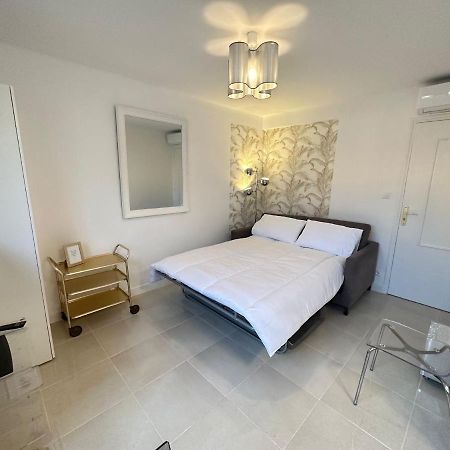 Cannes Carnot 2 Luaran gambar